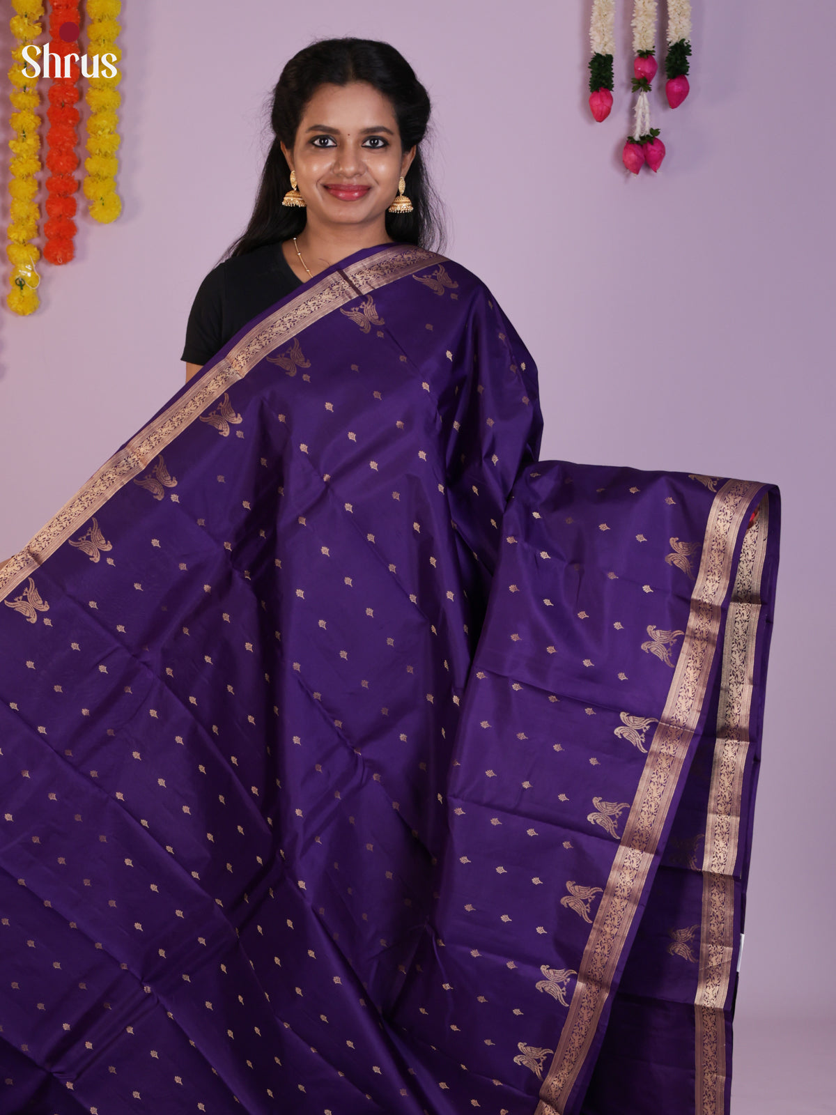 Enchanting Purple Kanjivaram Saree With Zari Buttas & Brocade Pallu