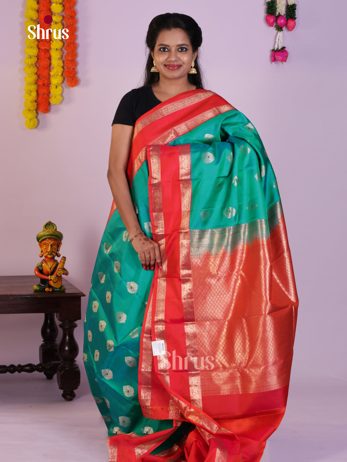 DLS16041 - Kanchipuram Korvai Butta Saree - Shop on Shrus.com