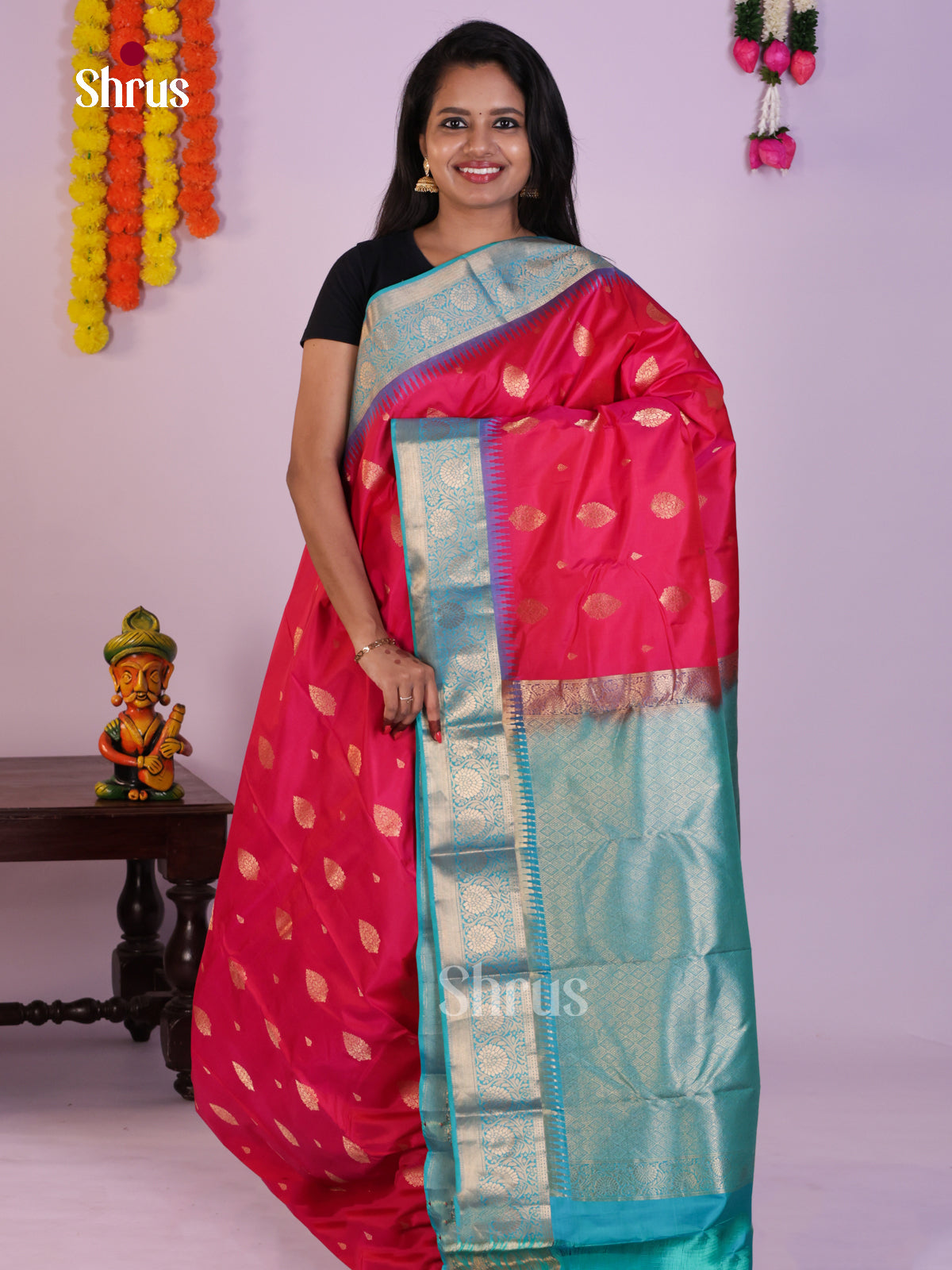 Vibrant Pink Kanjivaram Saree with Gold Buttas & Turquoise Zari Pallu