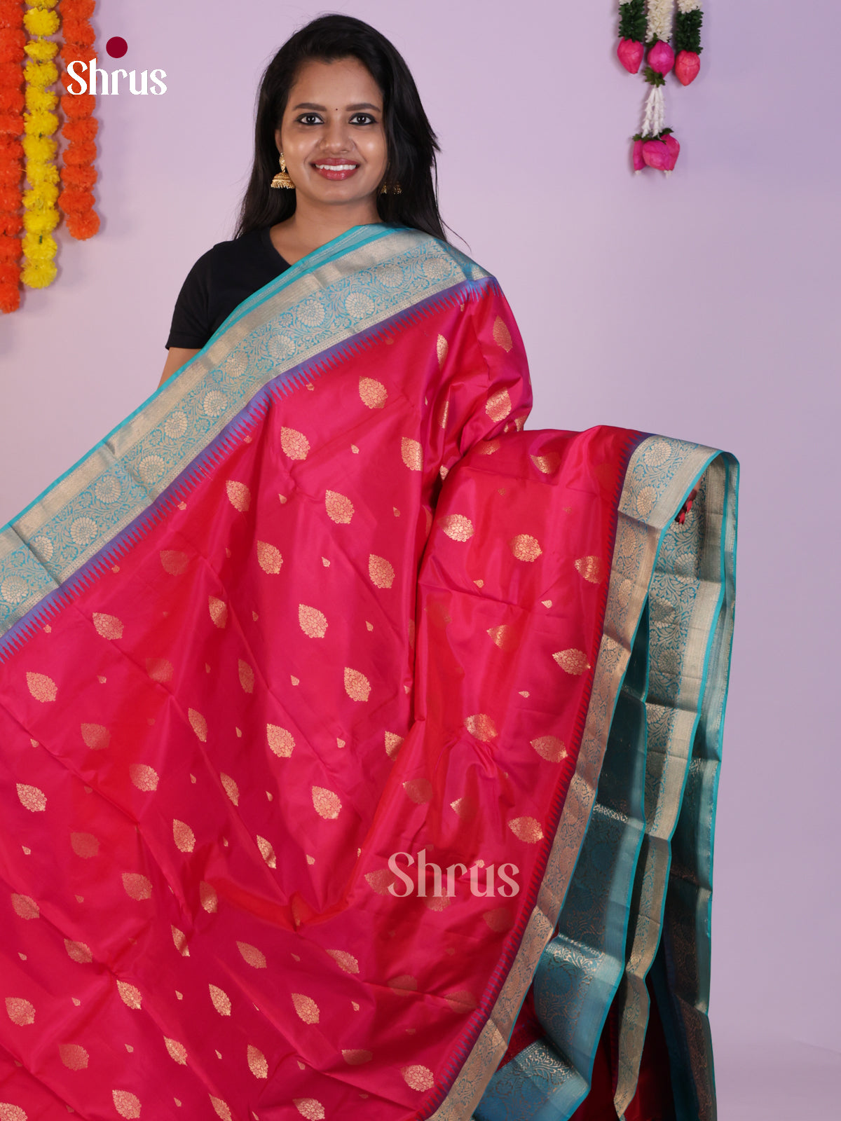 Vibrant Pink Kanchipuram Saree with Gold Buttas & Turquoise Zari Pallu