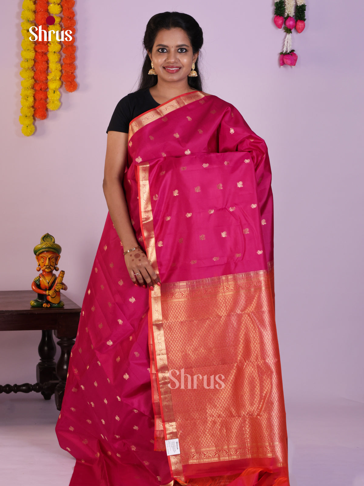 DLS16063 - Kanchipuram Butta design Saree - Shop on Shrus.com