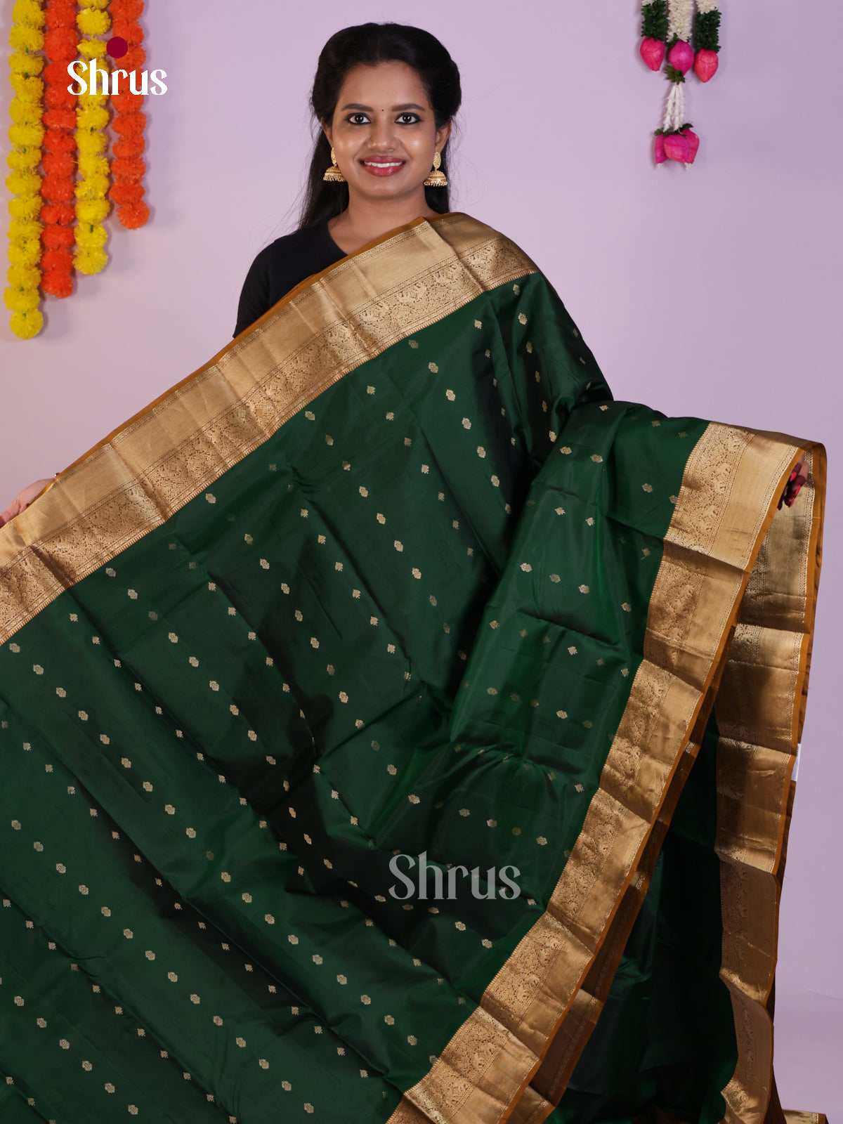 Majestic Bottle Green Kanchipuram Silk Saree With Gold Buttas & Mustard Brocade Pallu