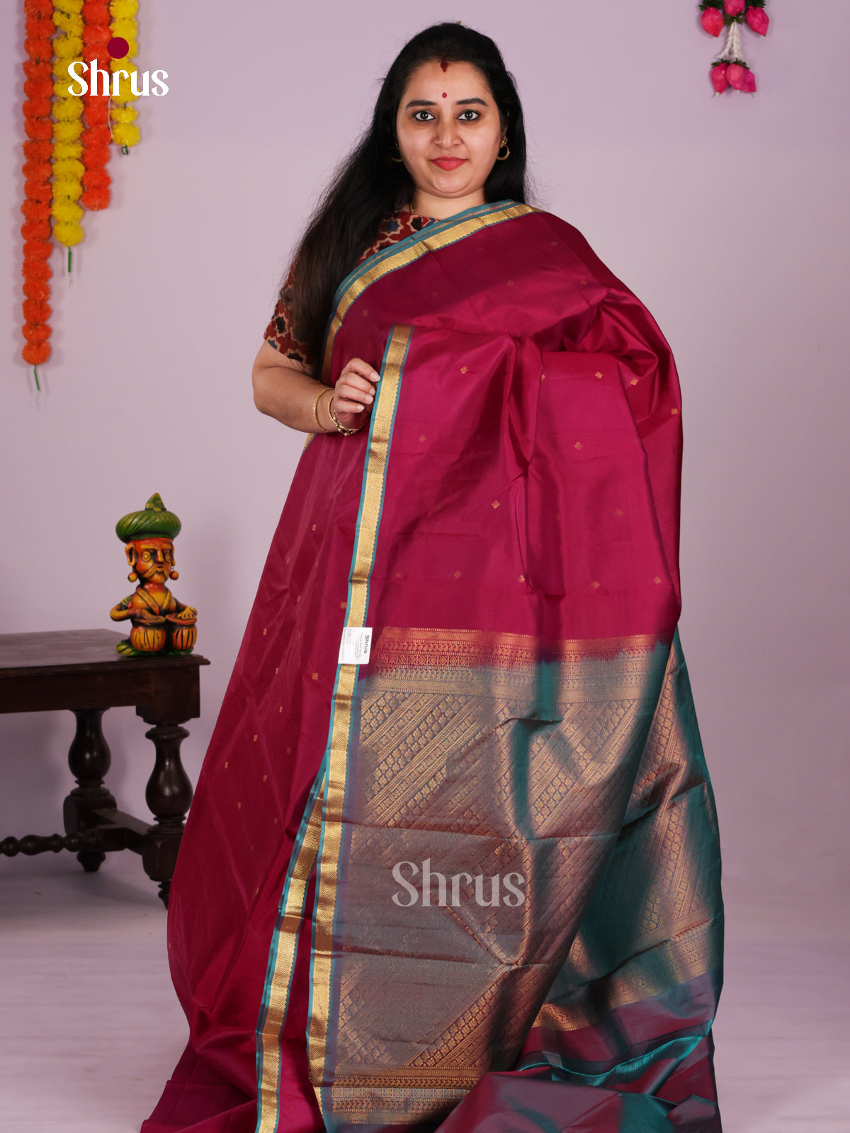DLS16084 - Kanchipuram Butta design Saree - Shop on Shrus.com