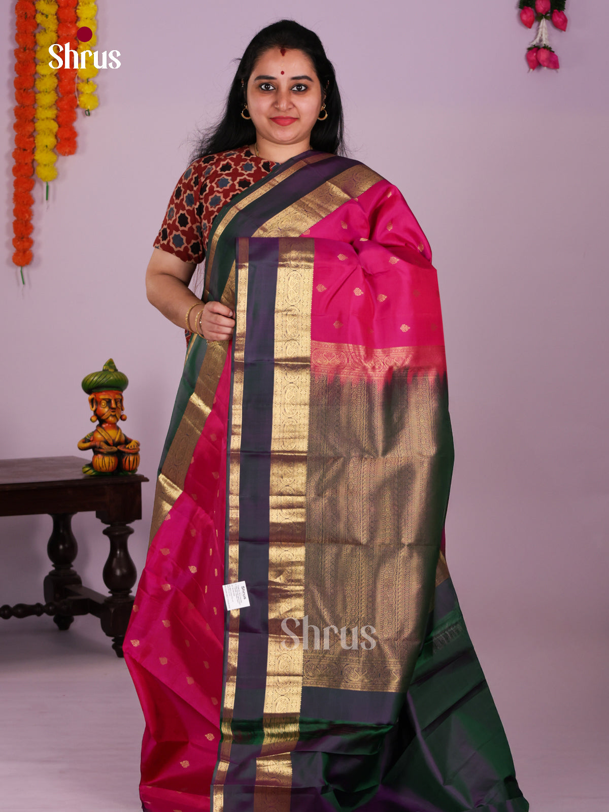 DLS16104 - Kanchipuram Butta design Saree - Shop on Shrus.com