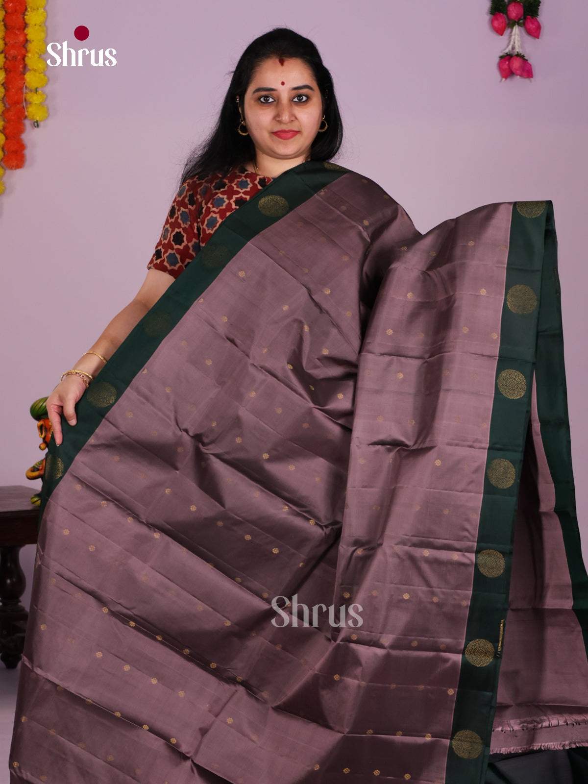 DLS16117 - Kanchipuram Butta design Saree - Shop on Shrus.com