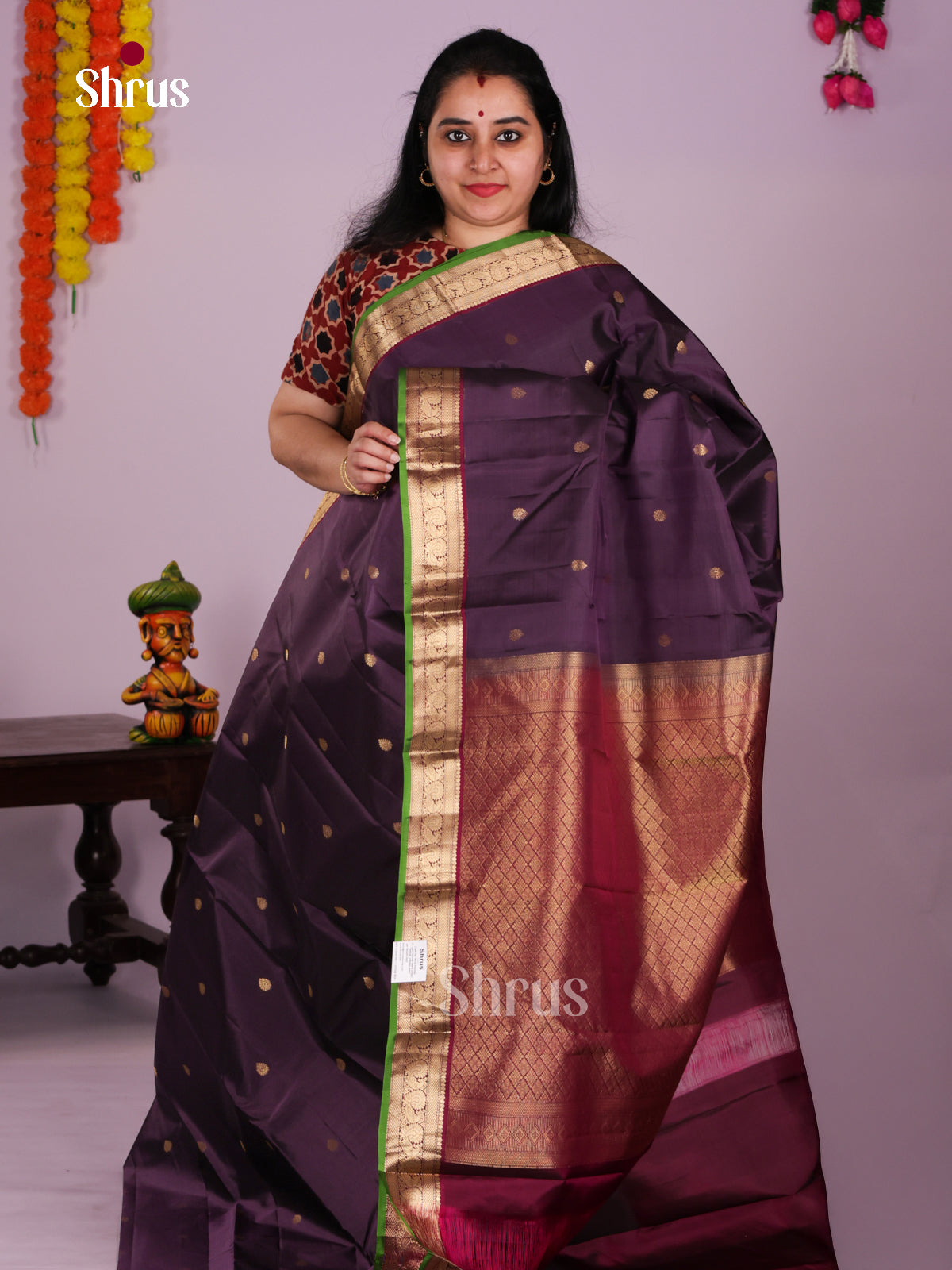 DLS16138 - Kanchipuram Butta design Saree - Shop on Shrus.com