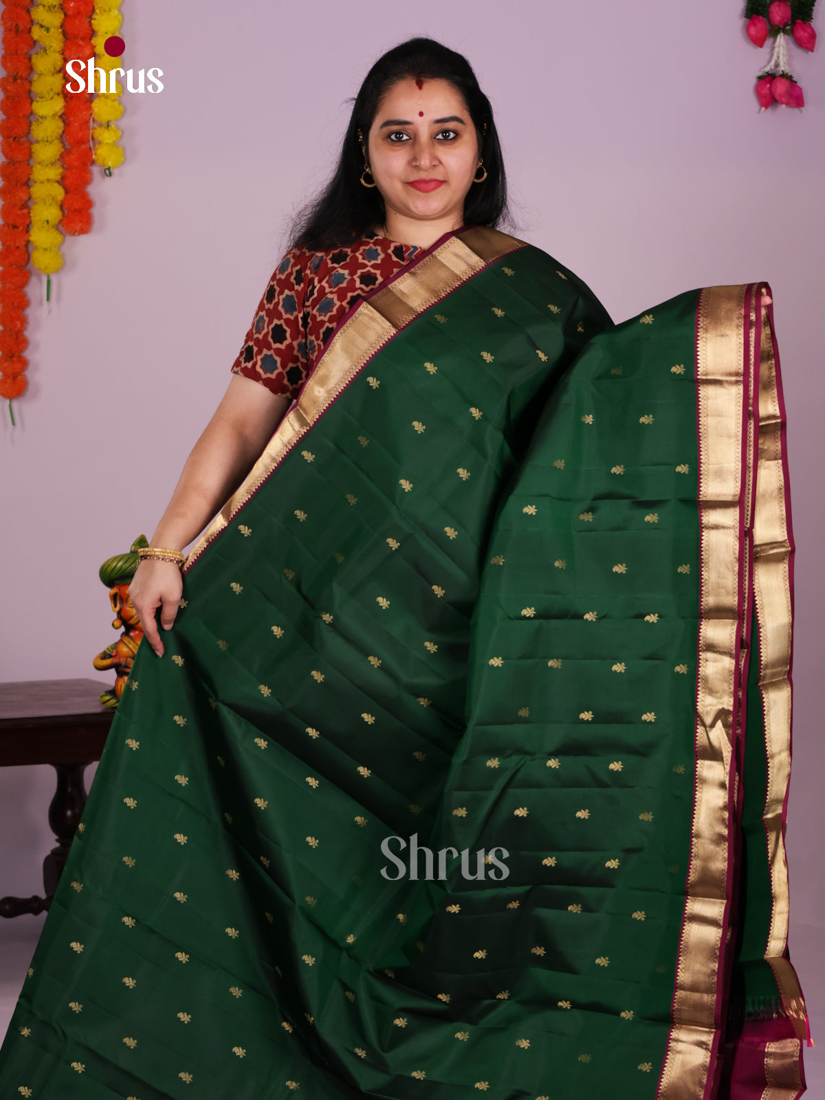 DLS16141 - Kanchipuram Butta design Saree - Shop on Shrus.com