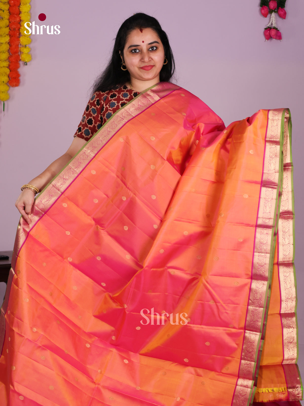 DLS16164 - Kanchipuram Butta design Saree - Shop on Shrus.com