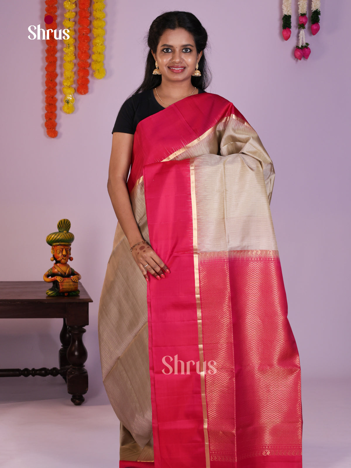 Stunning Grey Soft Silk Saree with zari checks & wavy zari brocade pallu - Shop on Shrus.com