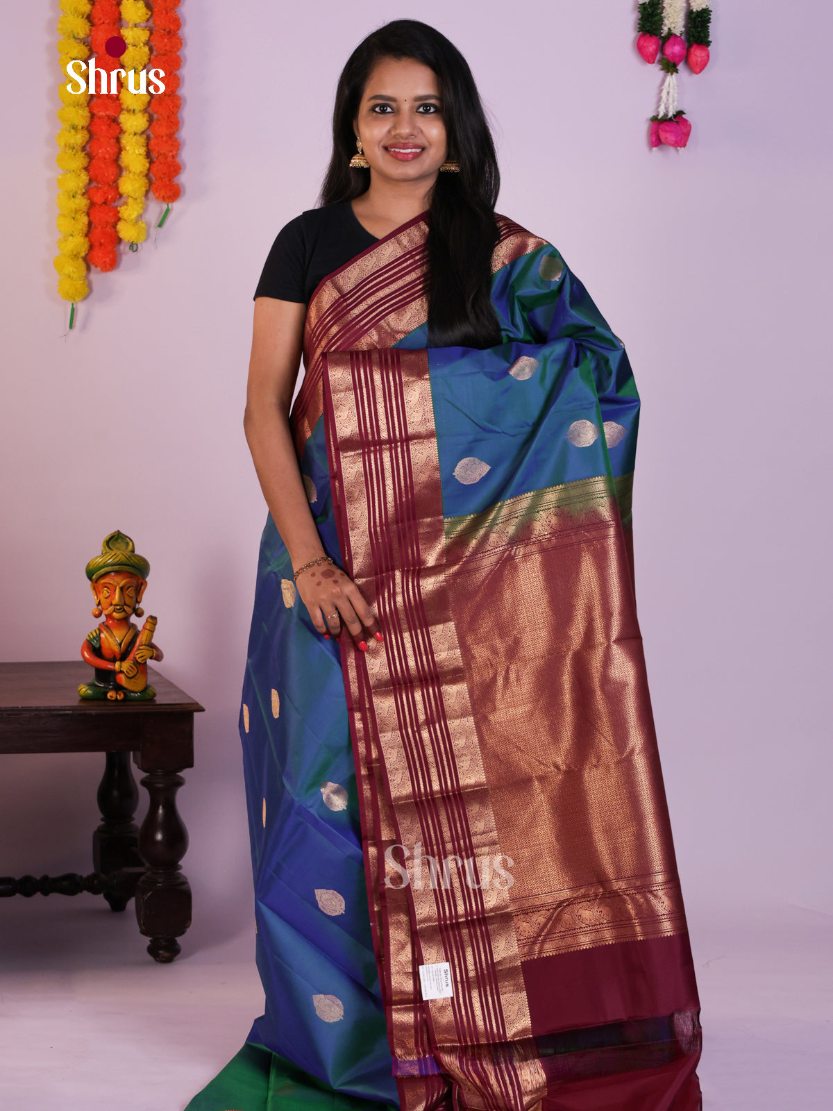 DLS16271 - Kanchipuram Korvai Butta Saree