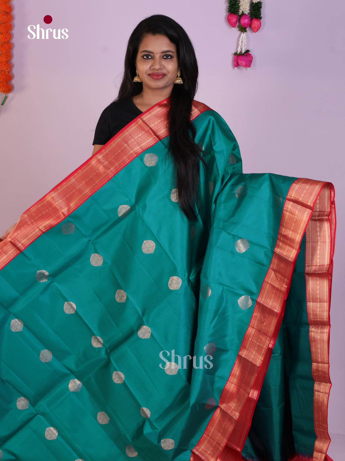 DLS16273 - Kanchipuram Korvai Butta Saree