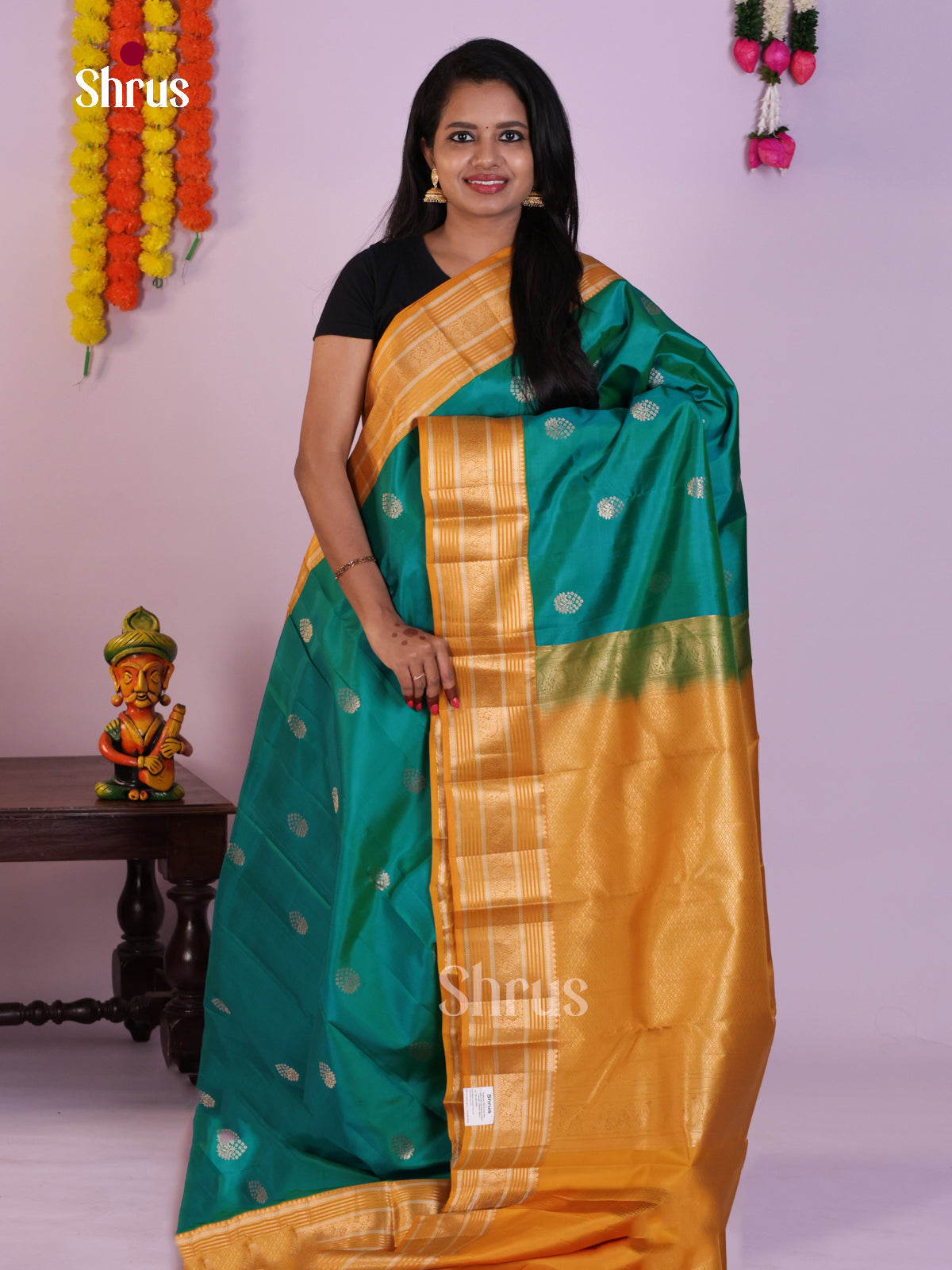 DLS16275 - Kanchipuram Korvai Butta Saree