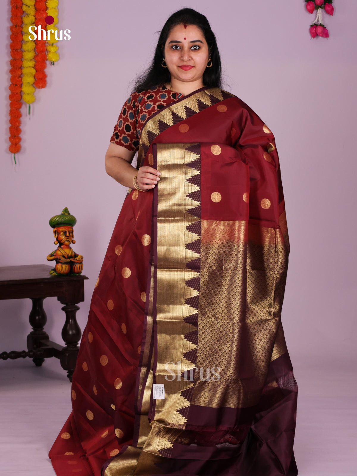 DLS16296 - Kanchipuram Butta design Saree - Shop on Shrus.com