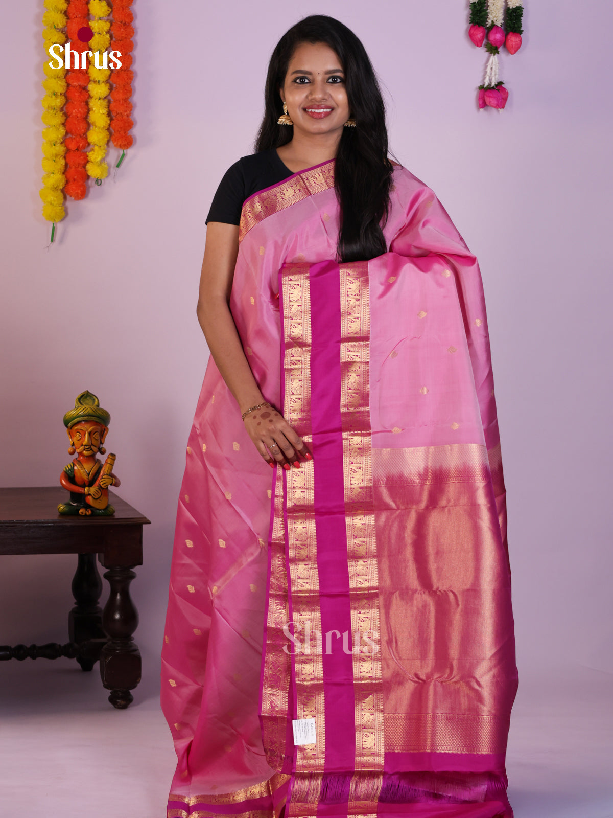DLS16303 - Kanchipuram Butta design Saree - Shop on Shrus.com