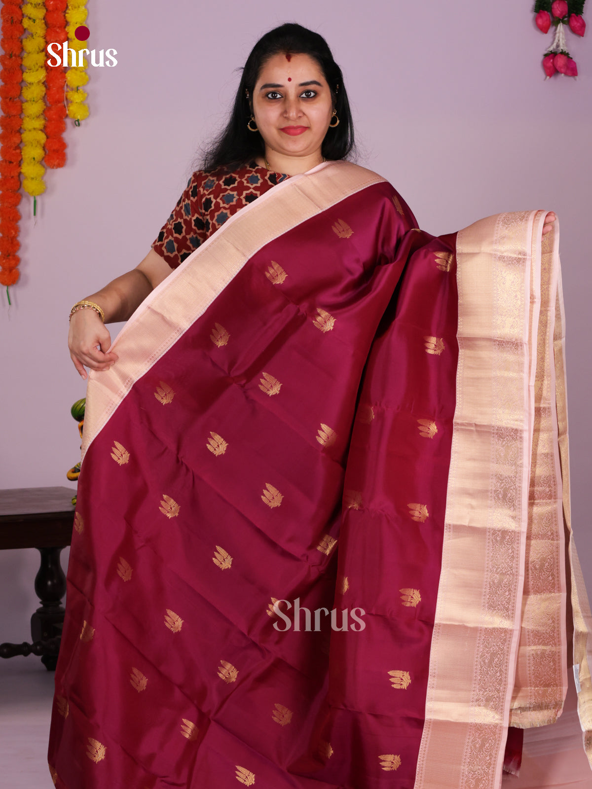 DLS16307 - Kanchipuram Korvai Butta Saree - Shop on Shrus.com