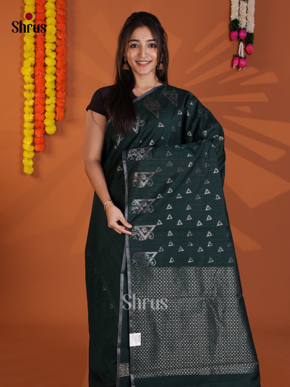 DLS18087 - Semi Jute Saree