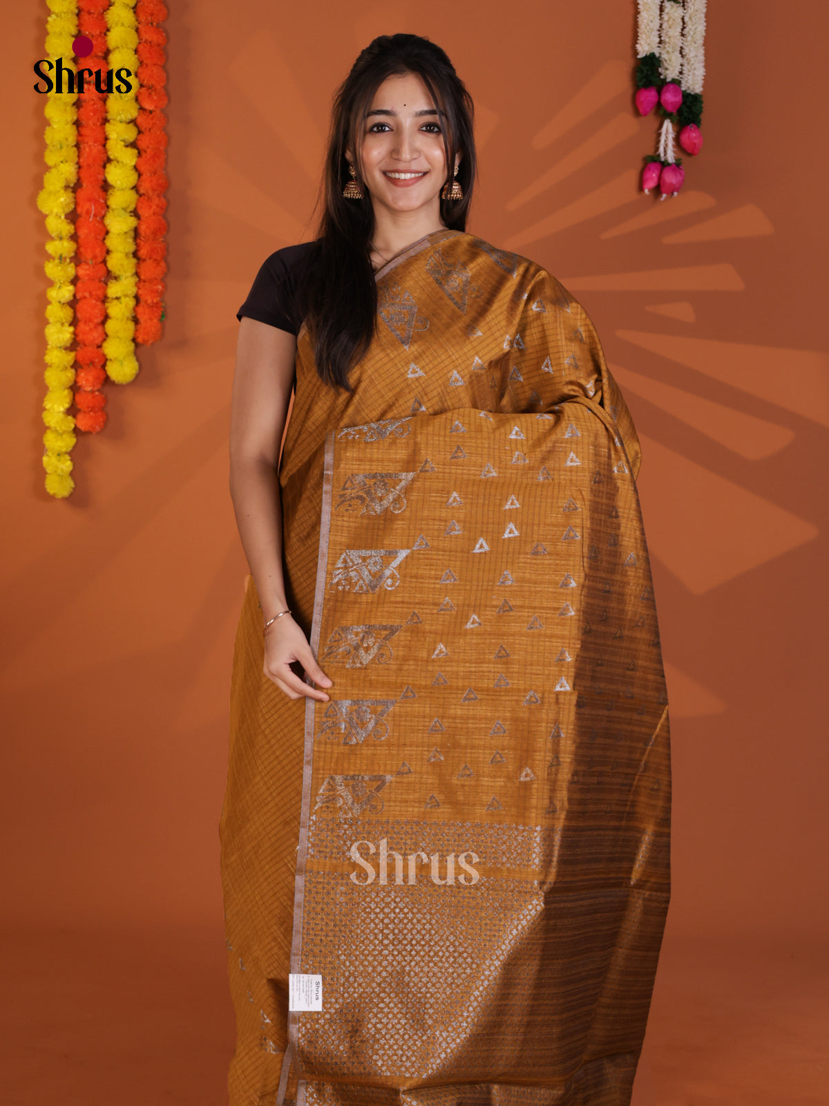 DLS18089 - Semi Jute Saree