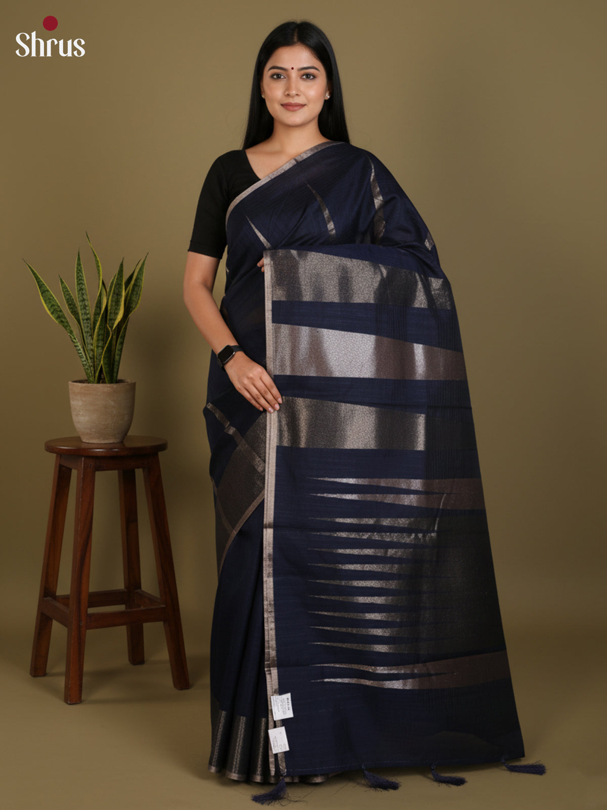 DLS19116 - Semi Jute Saree - Shop on Shrus.com