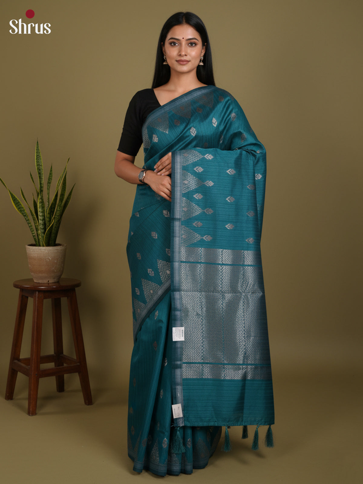 DLS19149 - Semi Jute Saree - Shop on Shrus.com