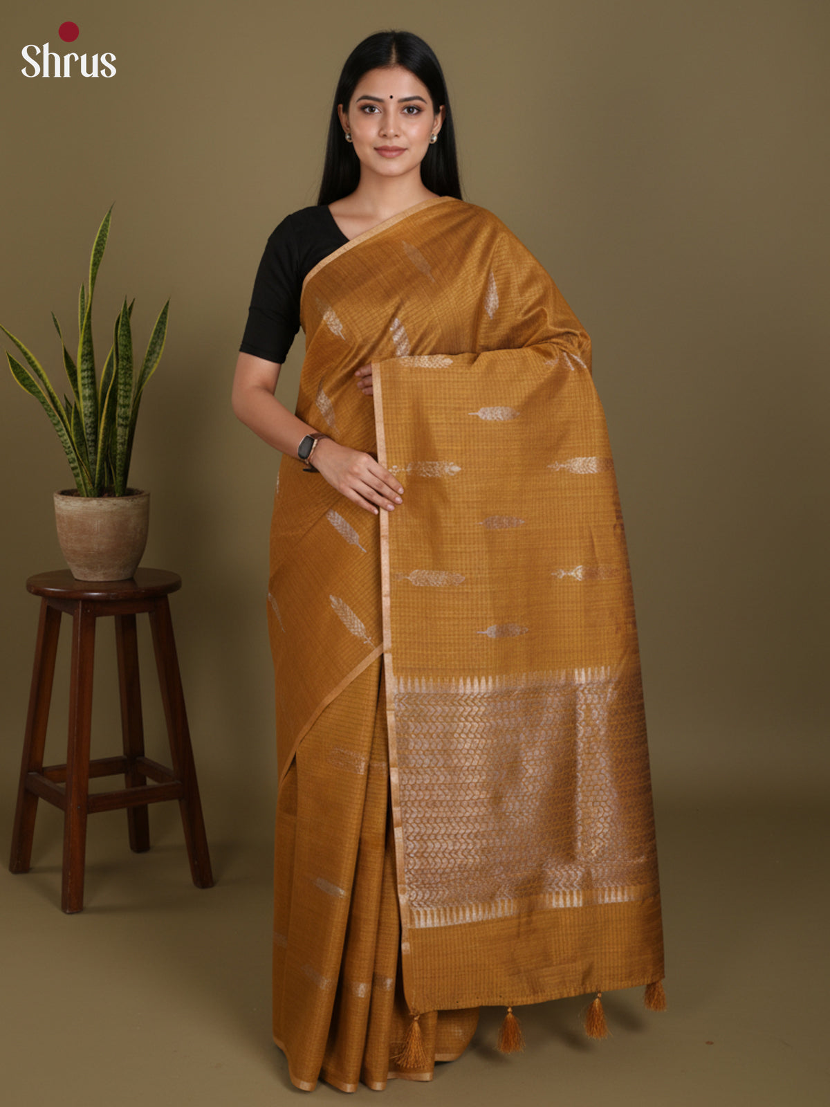 DLS19184 - Semi Jute Saree - Shop on Shrus.com