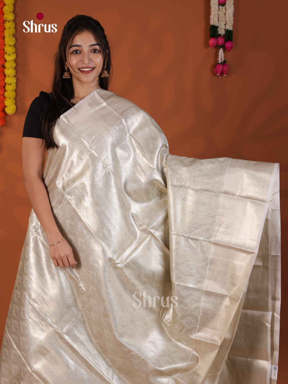 DLS19215 - Kanchipuram-halfpure Saree - Shop on Shrus.com