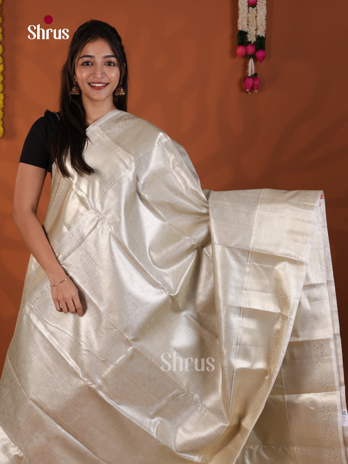 DLS19238 - Kanchipuram-halfpure Saree - Shop on Shrus.com