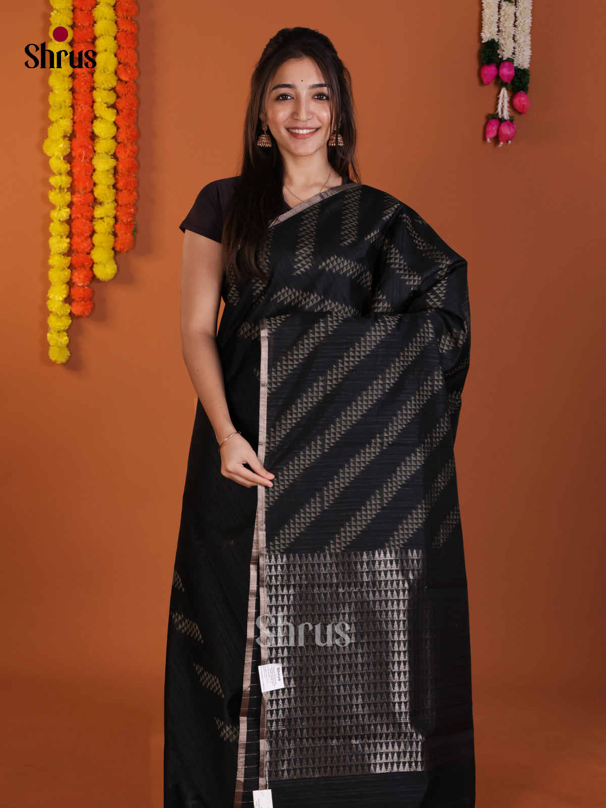 DLS20012 - Semi Jute Saree