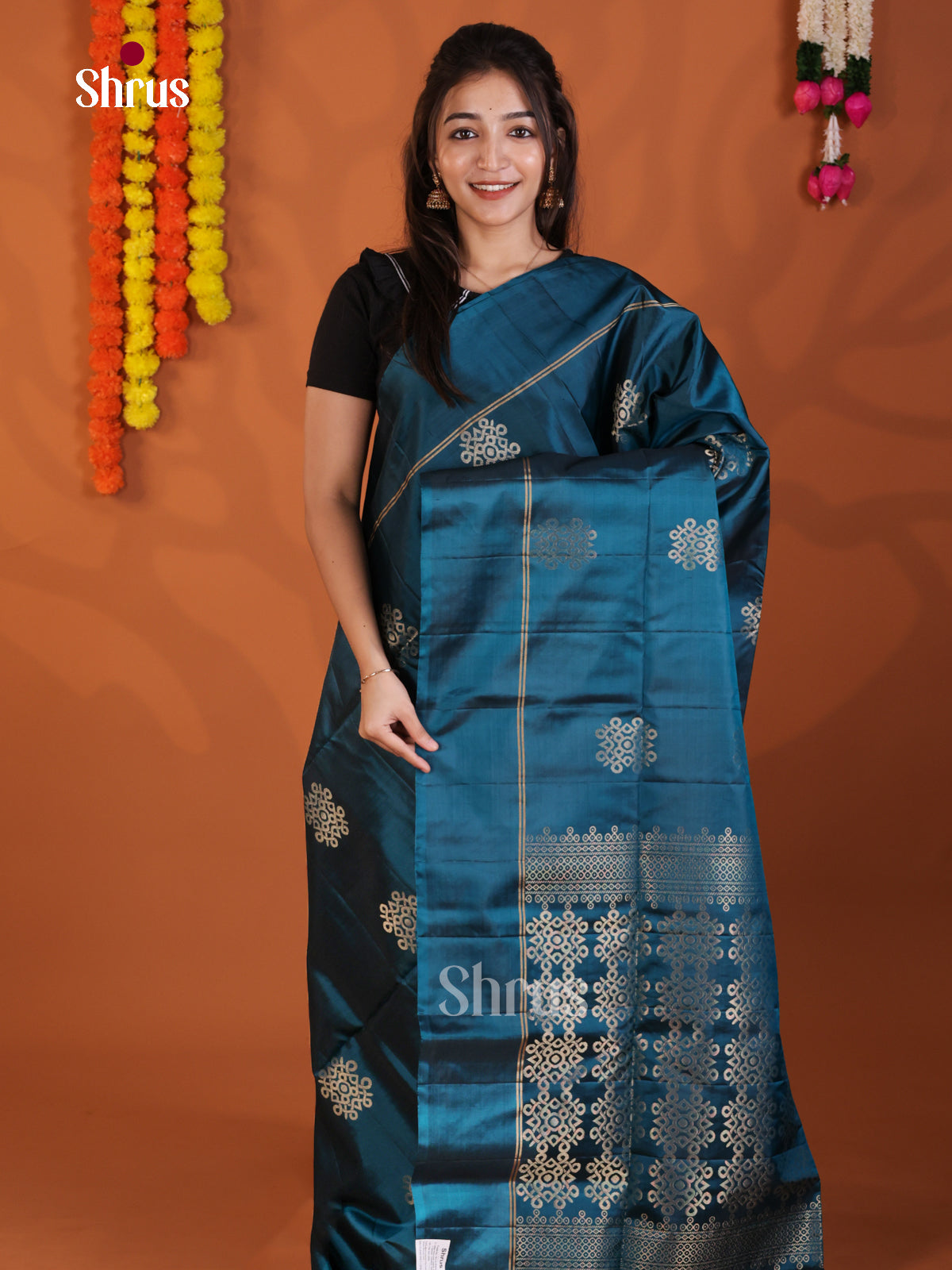 Gorgeous Blue Single Tone Soft Silk Saree with zari kolam buttas - Shop on Shrus.com