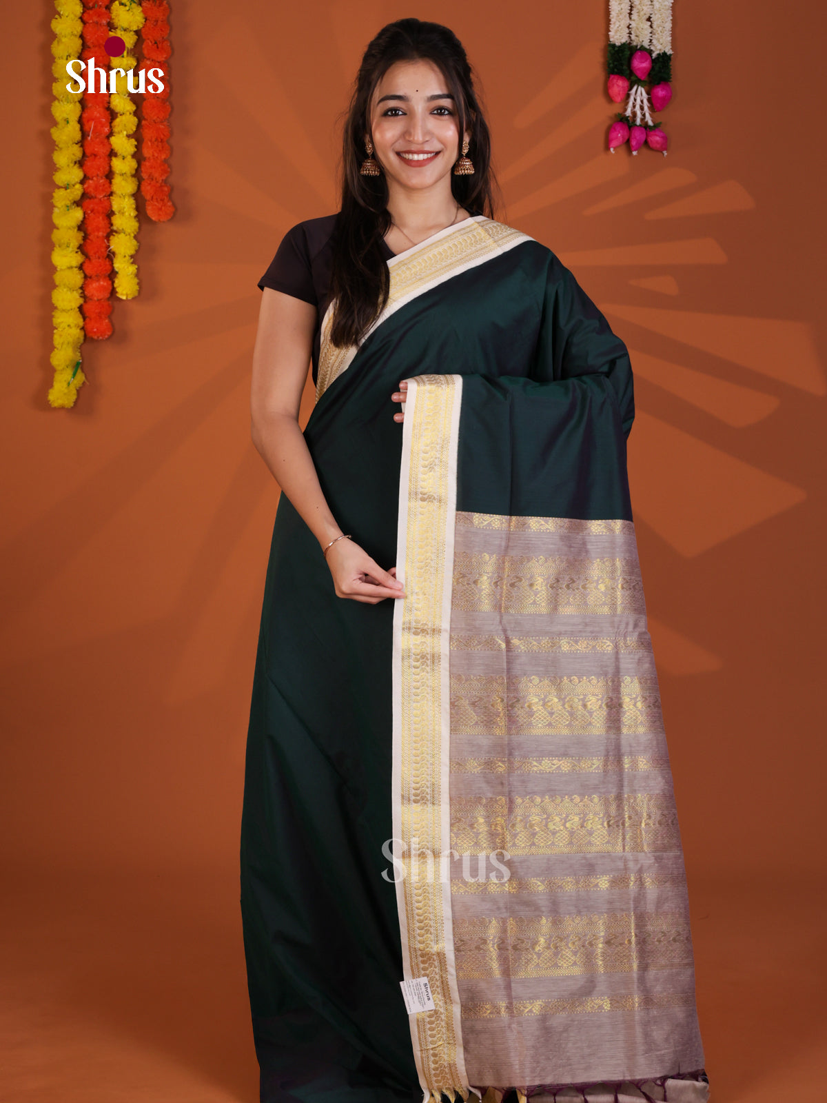 Dark Green & Cream - Kalyani Cotton Saree - Shop on Shrus.com