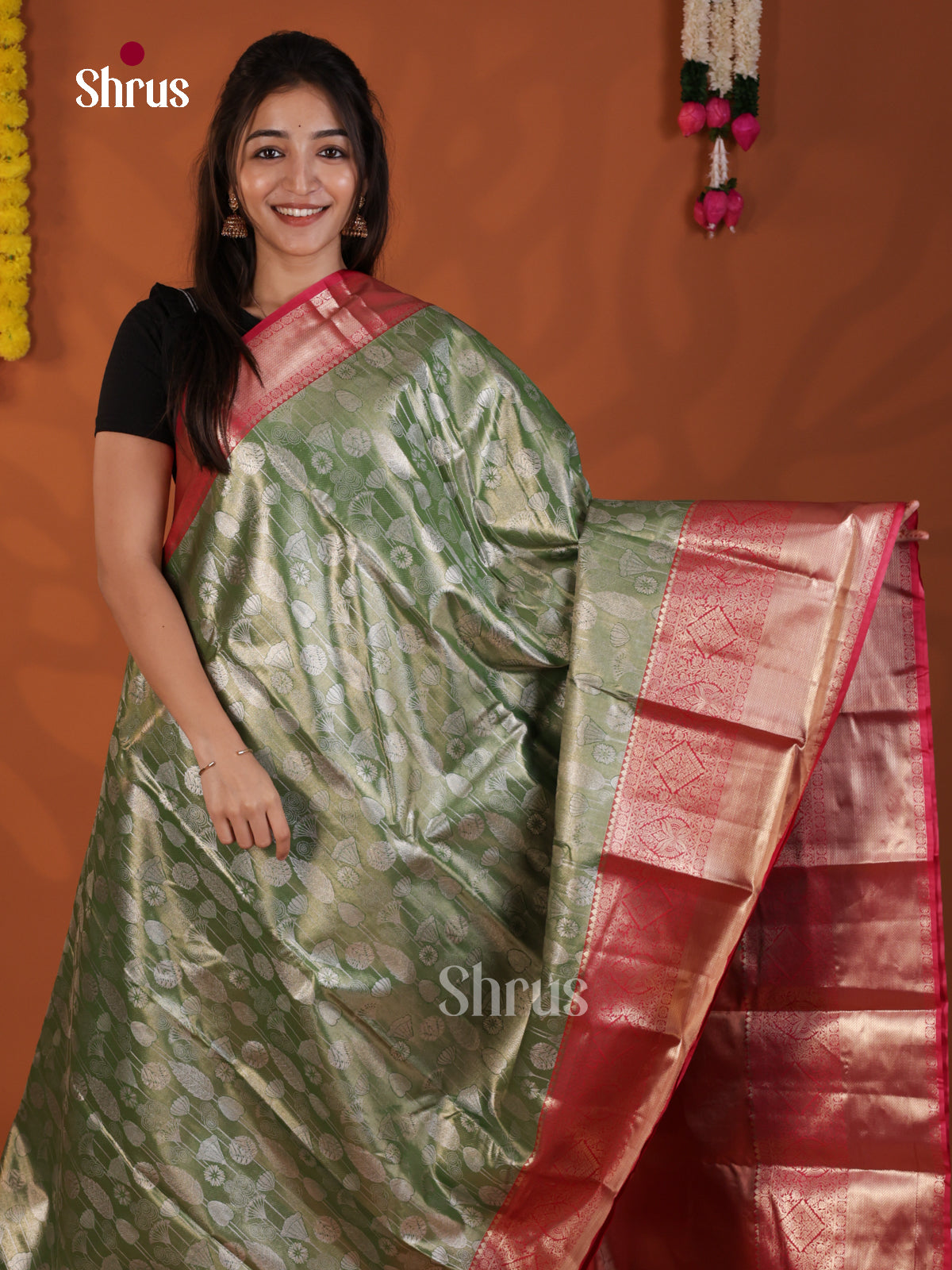 DLS29082 - Kanchipuram-halfpure Saree
