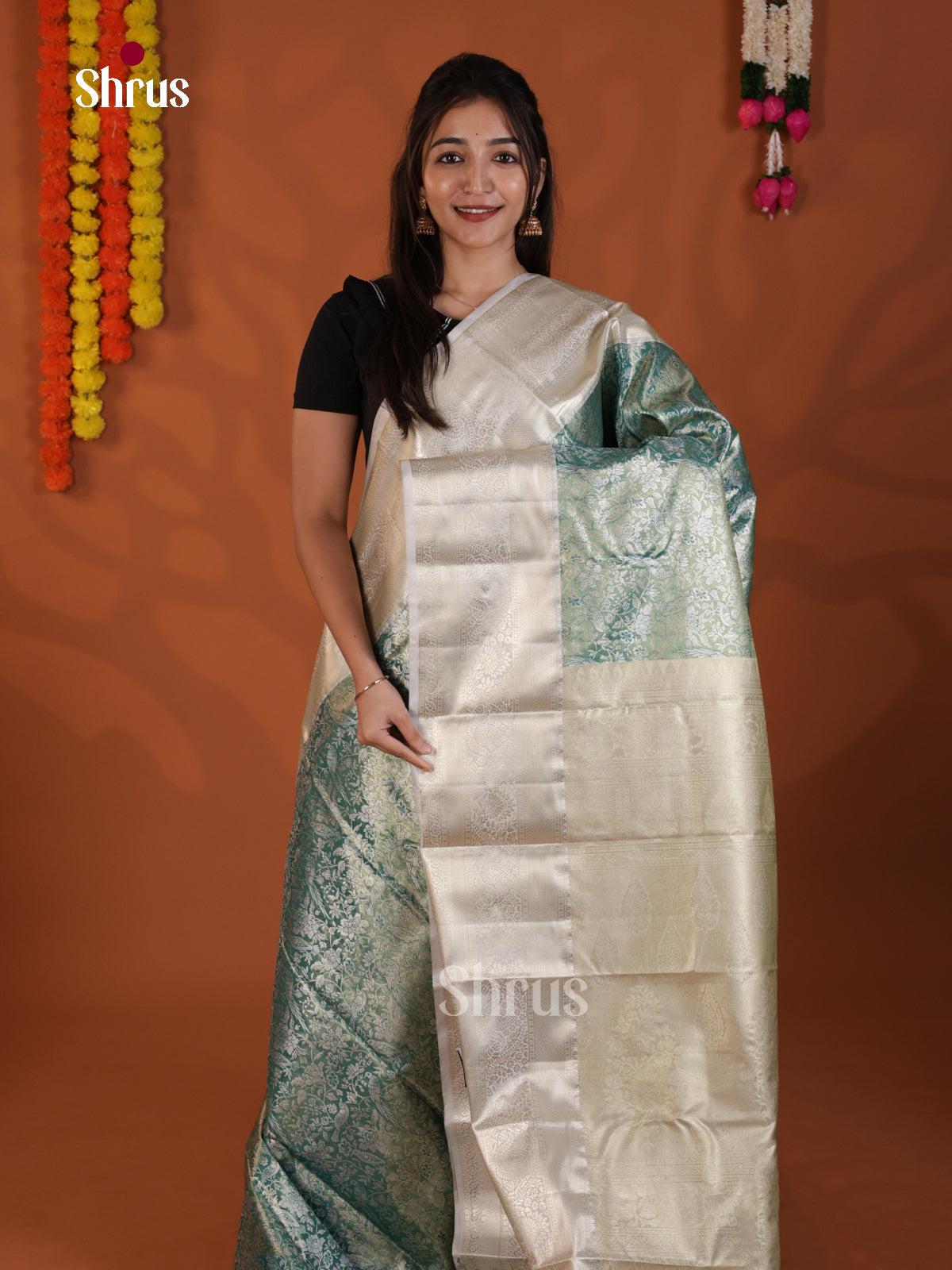 DLS29085 - Kanchipuram-halfpure Saree - Shop on Shrus.com