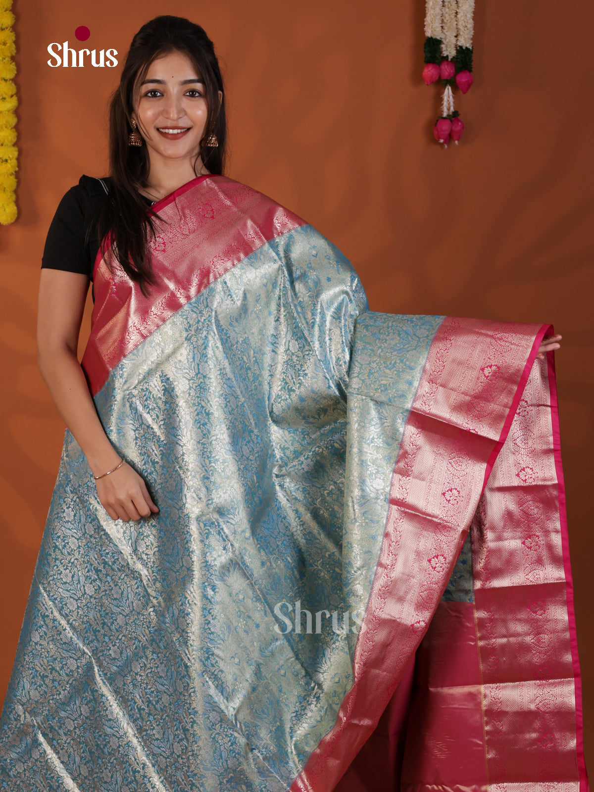 DLS29096 - Kanchipuram-halfpure Saree - Shop on Shrus.com