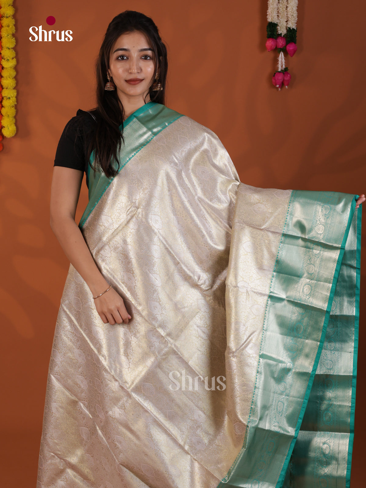 DLS29109 - Kanchipuram-halfpure Saree
