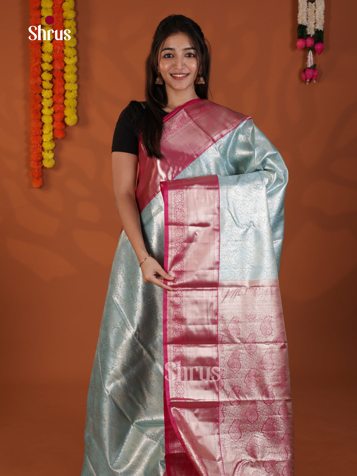 DLS29184 - Kanchipuram-halfpure Saree
