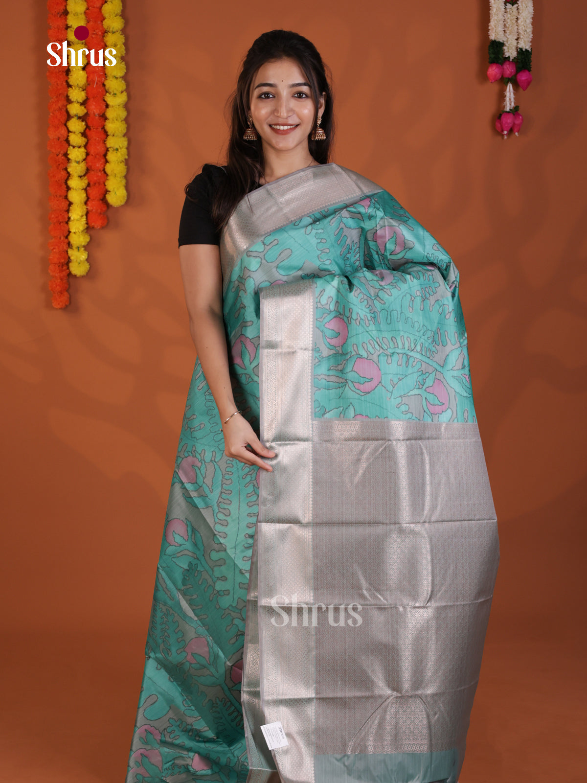DLS29195 - Kanchipuram-halfpure Saree - Shop on Shrus.com