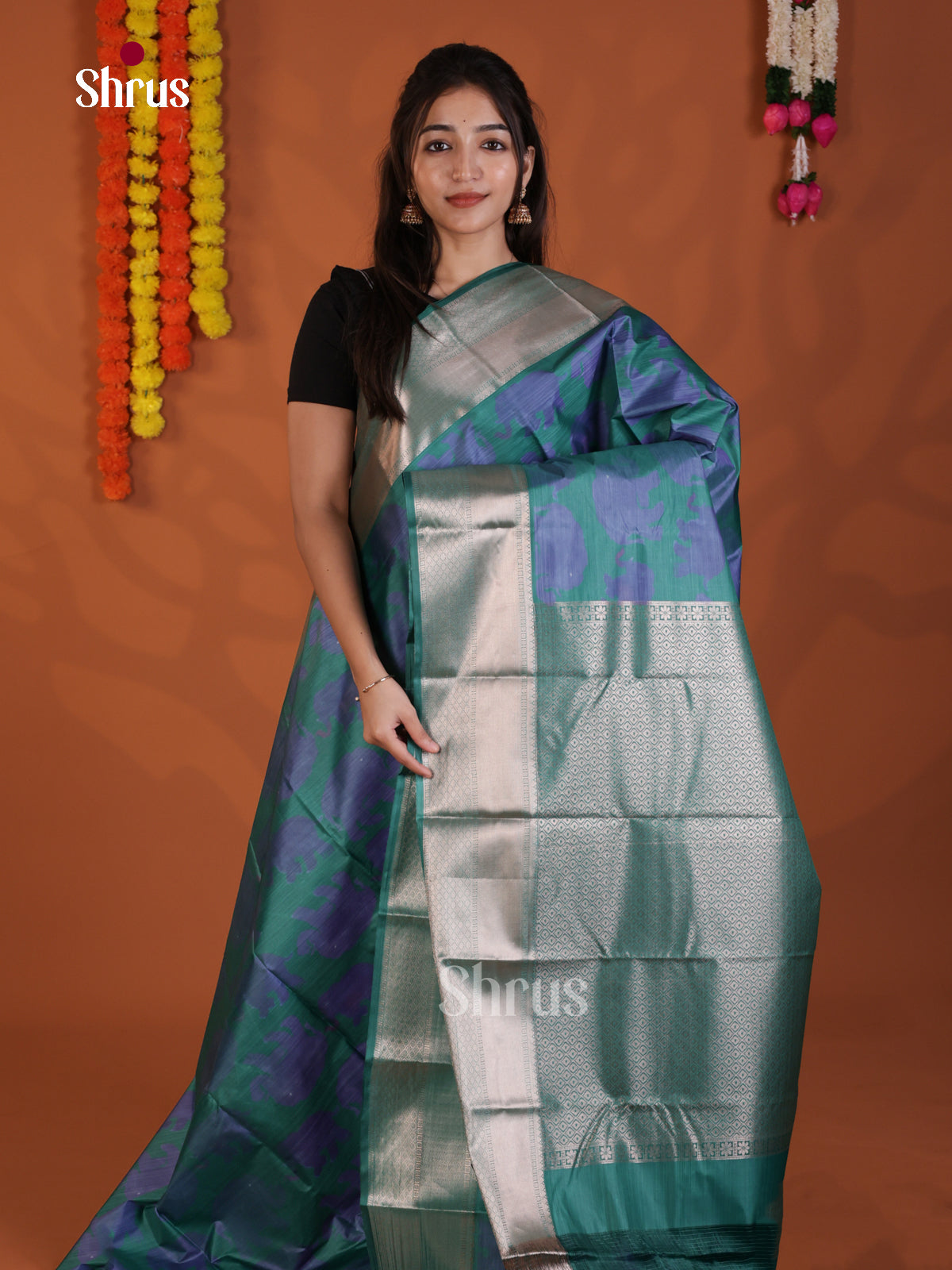 DLS29219 - Kanchipuram-halfpure Saree