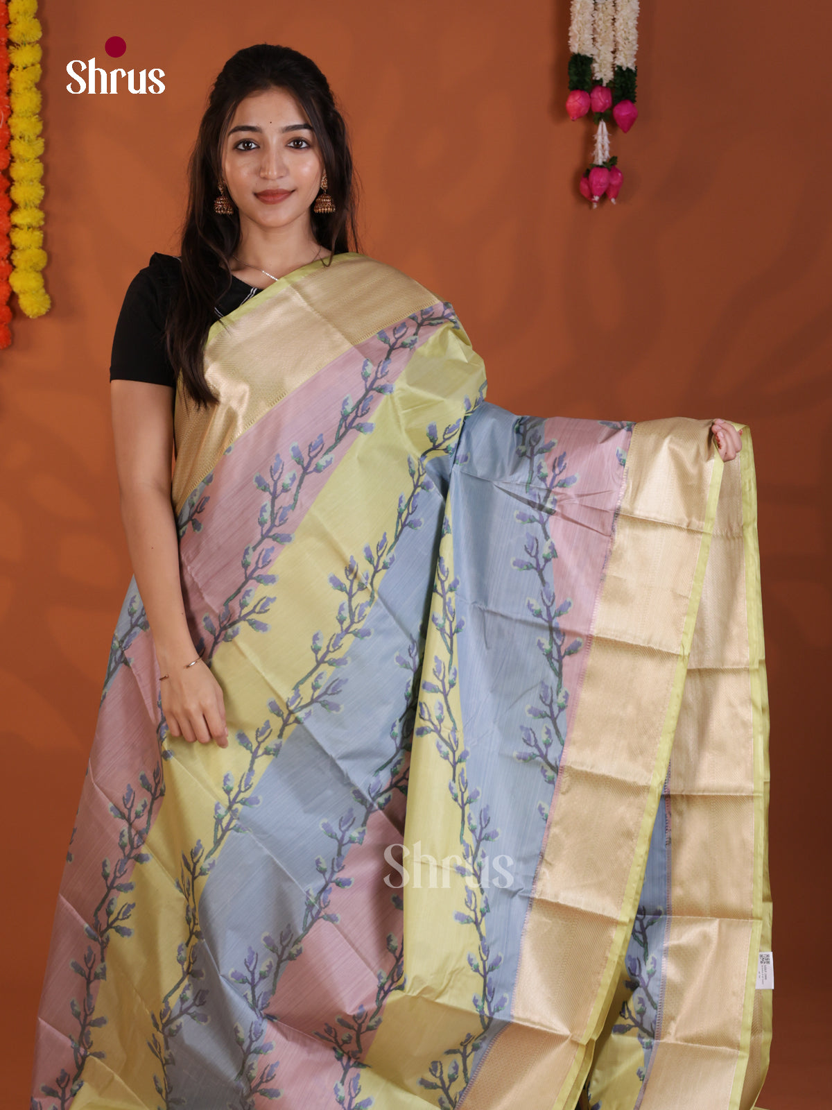 DLS29254 - Kanchipuram-halfpure Saree