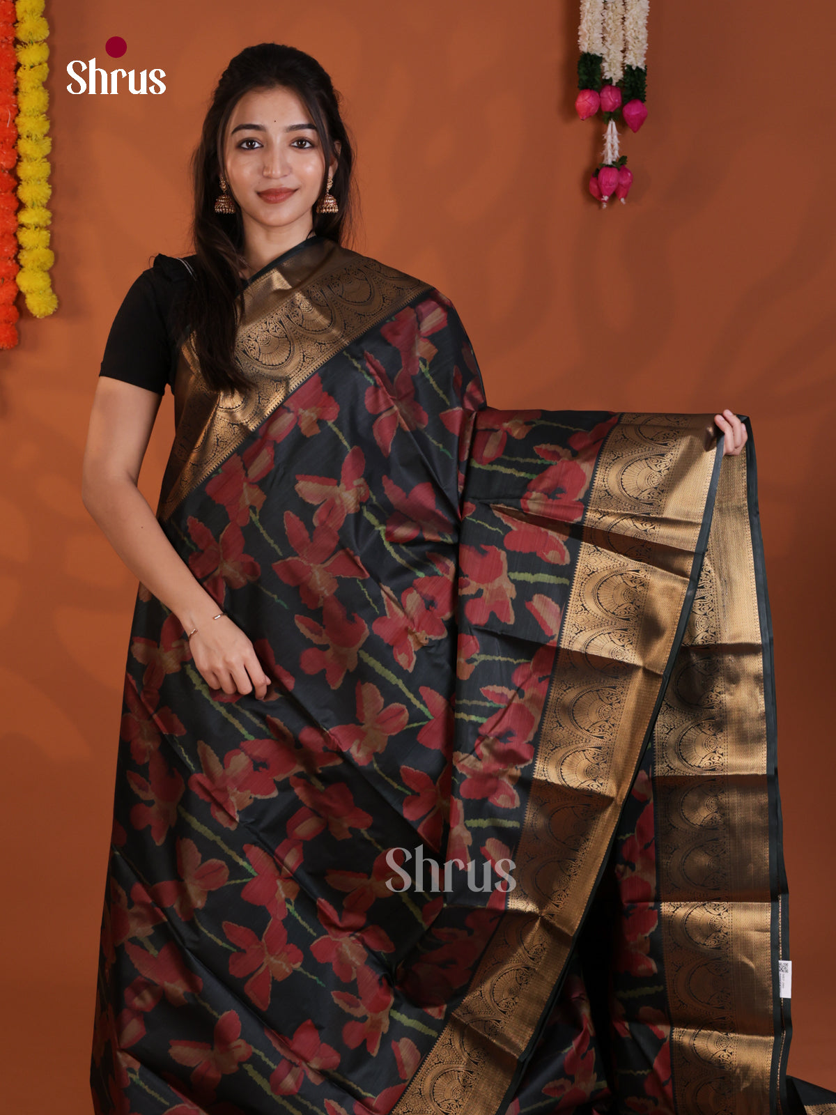 DLS29265 - Kanchipuram-halfpure Saree - Shop on Shrus.com