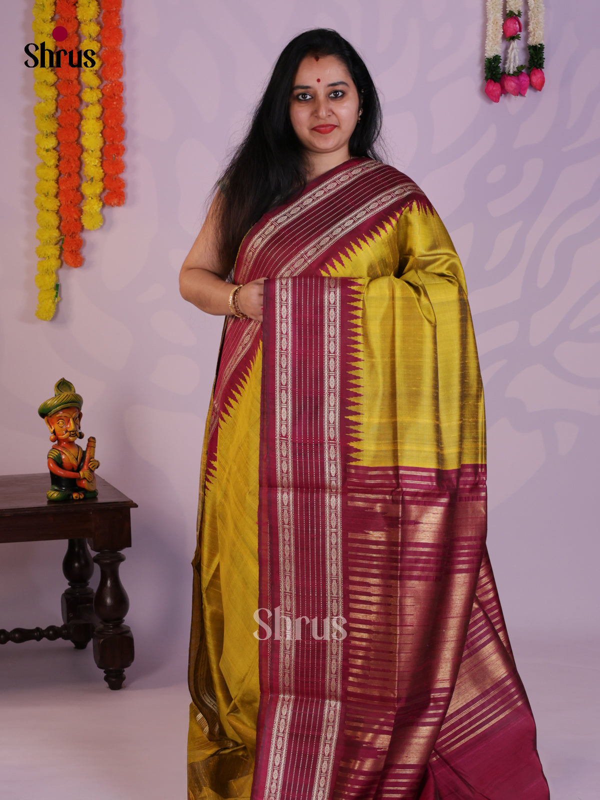 DLS30036 - Raw Silk Saree - Shop on Shrus.com