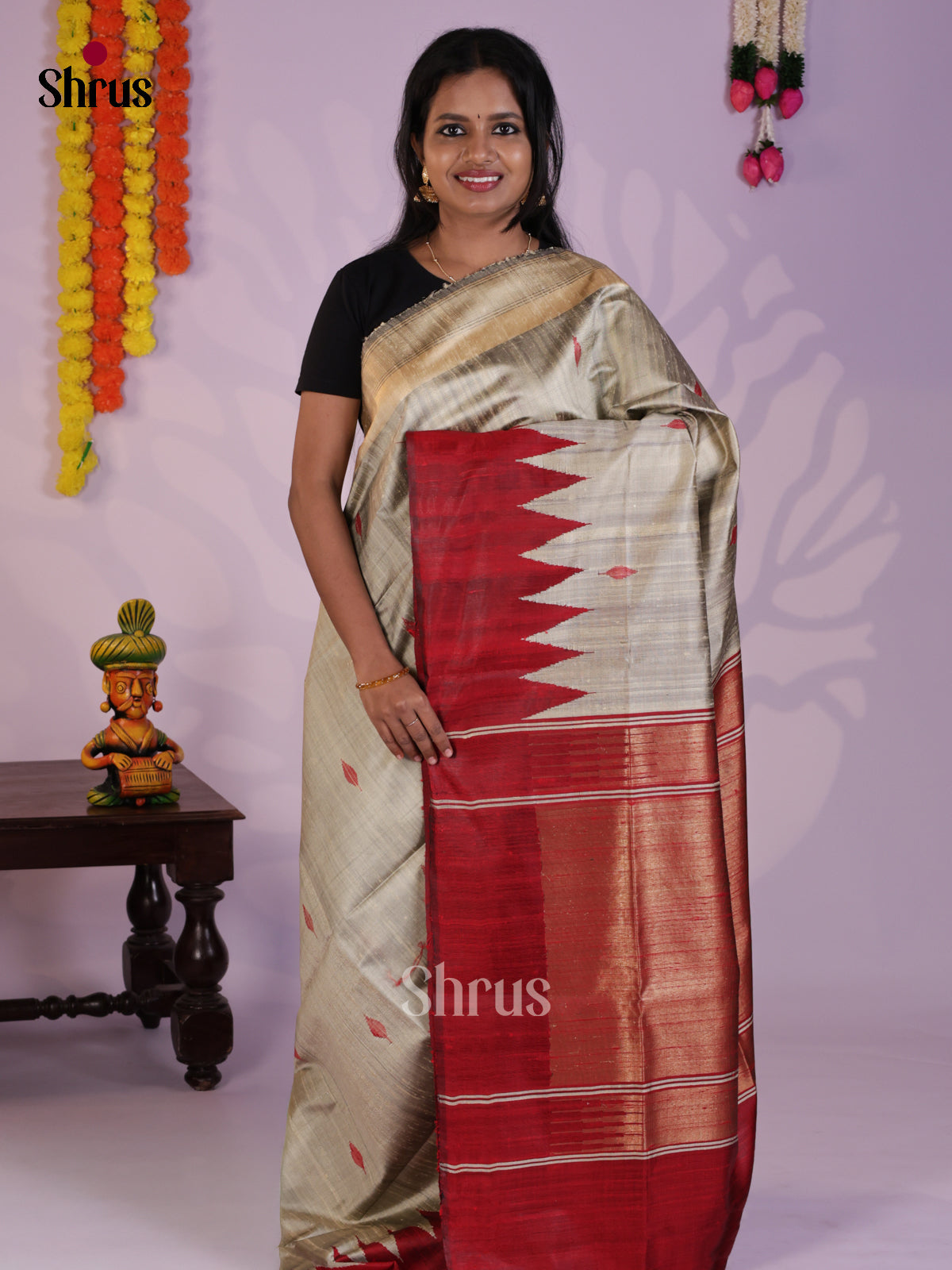 Charming Grey & Maroon  Raw Silk Saree with temple border DLS30089