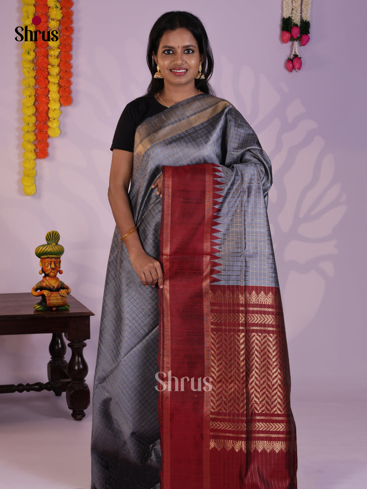 Pretty Grey & Maroon Raw Silk Saree with zari kattam - DLS30106