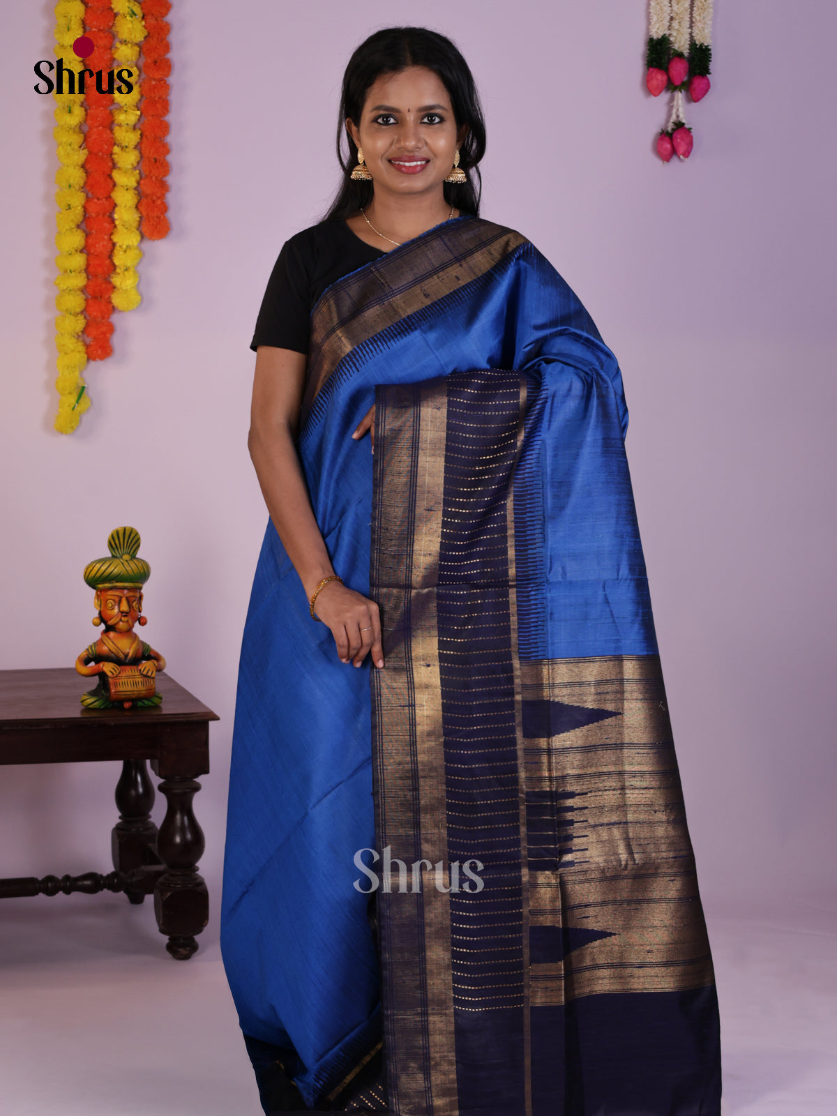 Pretty Blue & Navy Blue  Raw Silk Saree with contrast border - DLS30132