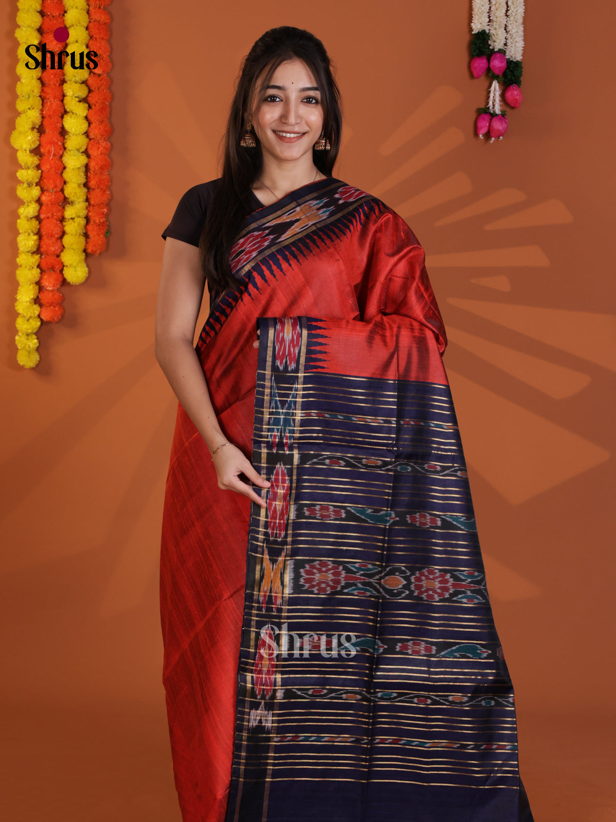 DLS30199 - Raw Silk Saree - Shop on Shrus.com