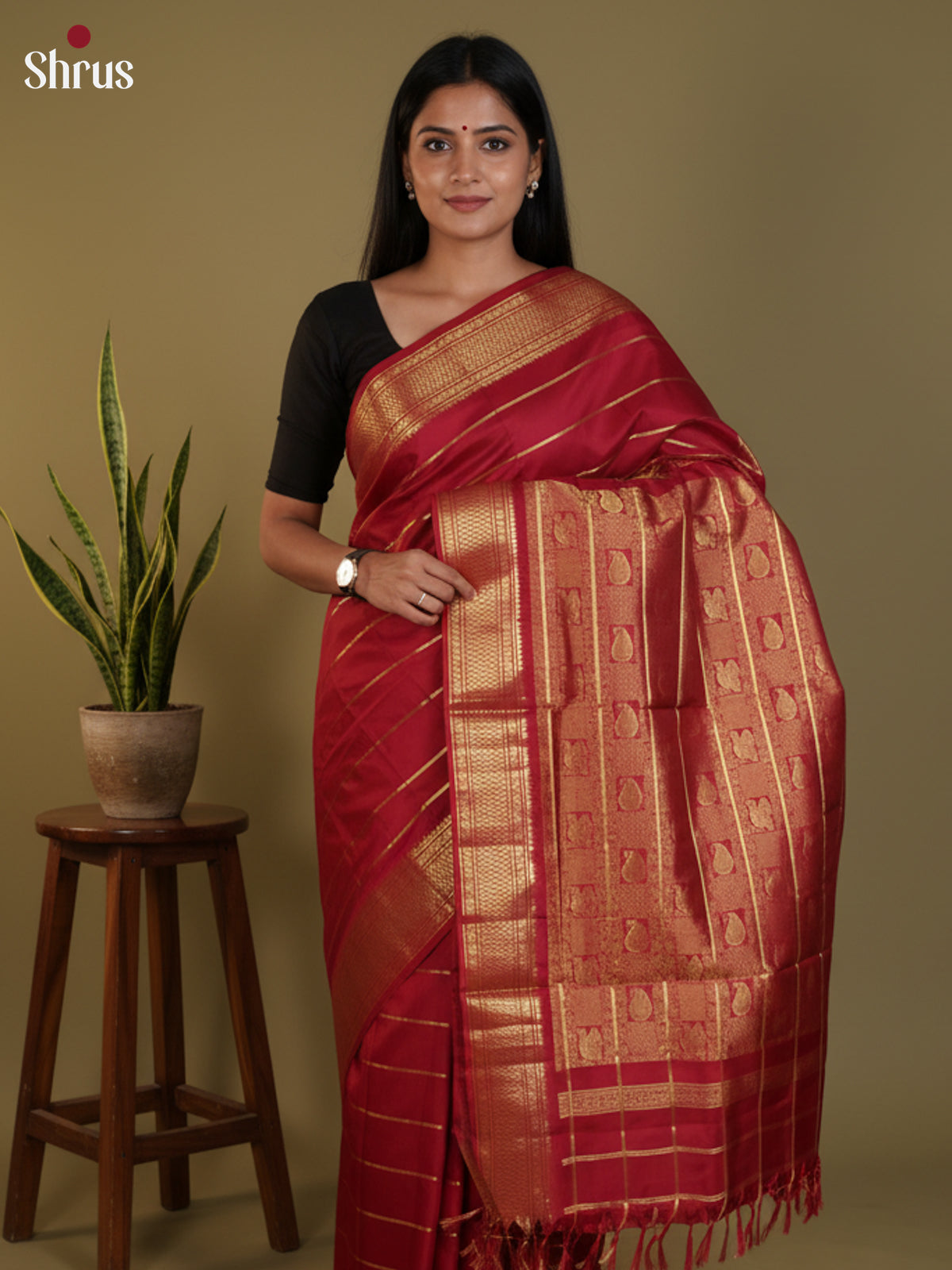 DLS30369 - Kanchipuram silk 9Yards Saree