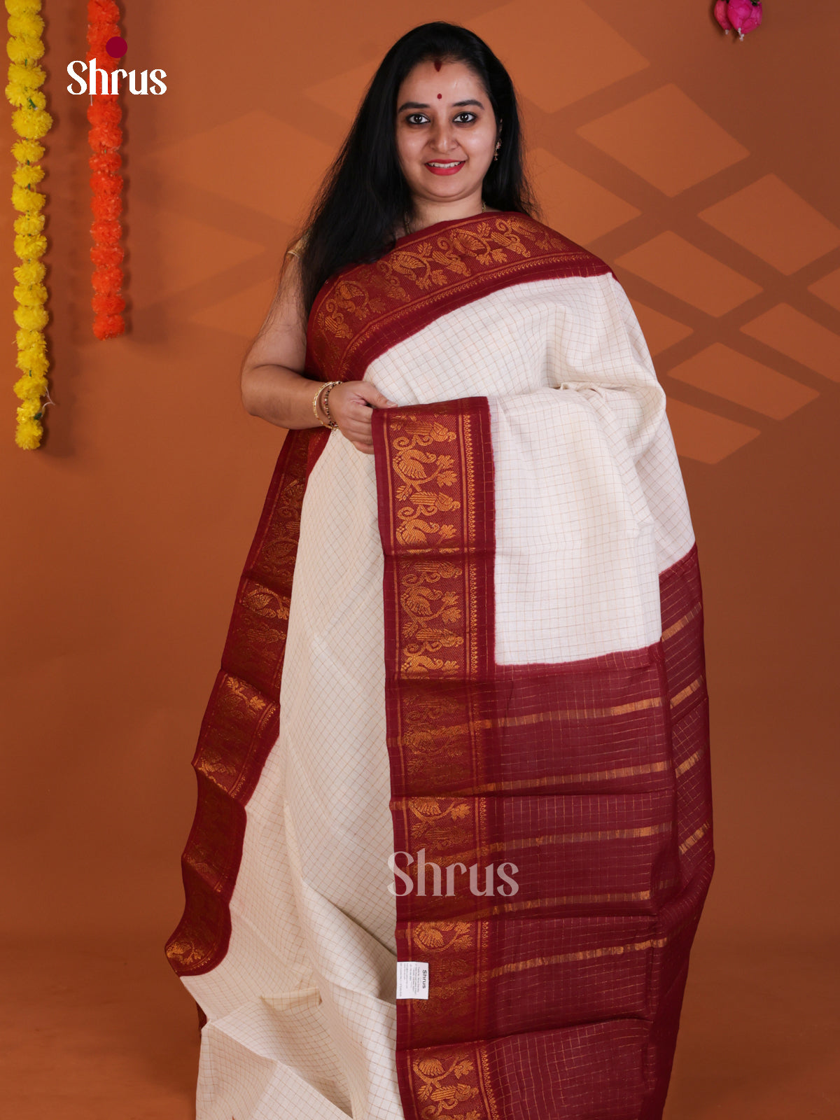 DLS31045 - Sungudi Cotton Saree