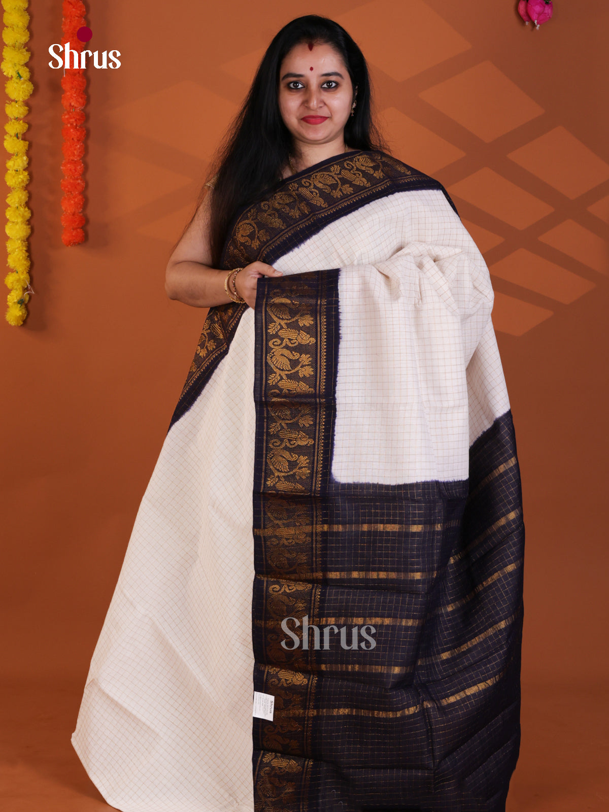 DLS31055 - Sungudi Cotton Saree