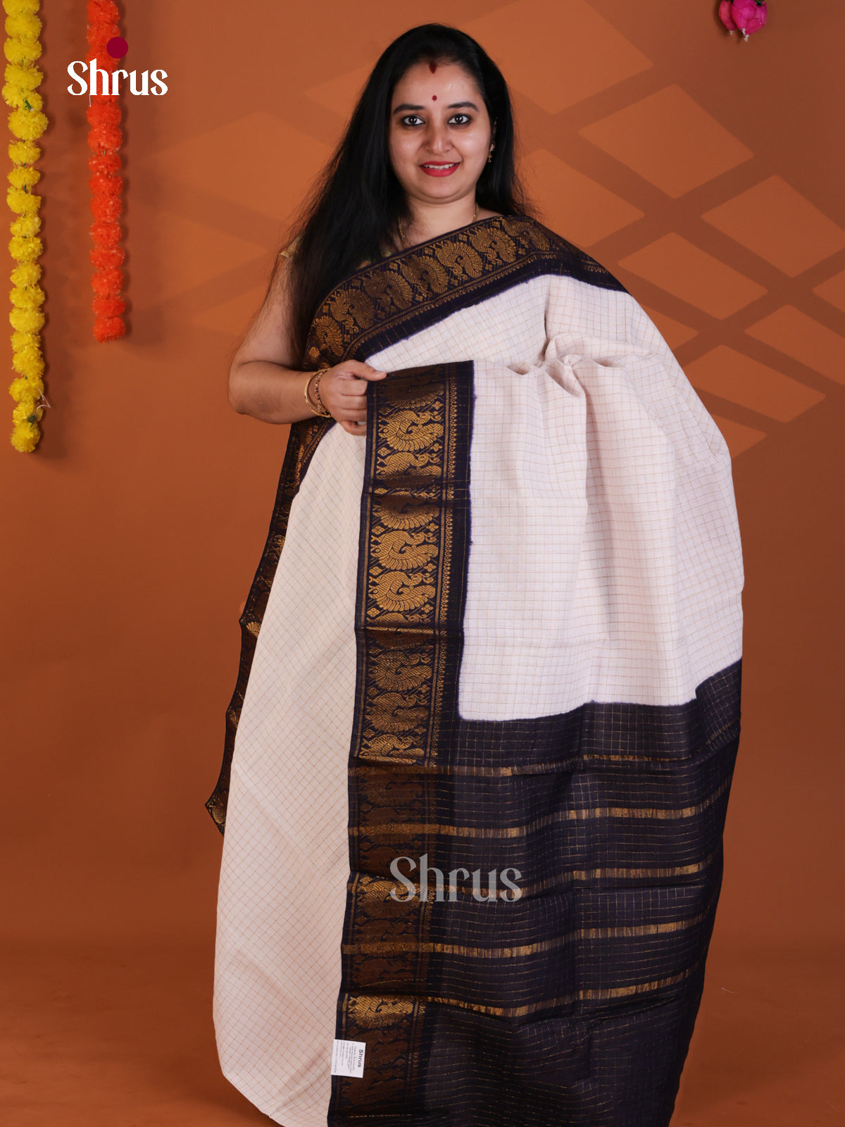 DLS31056 - Sungudi Cotton Saree