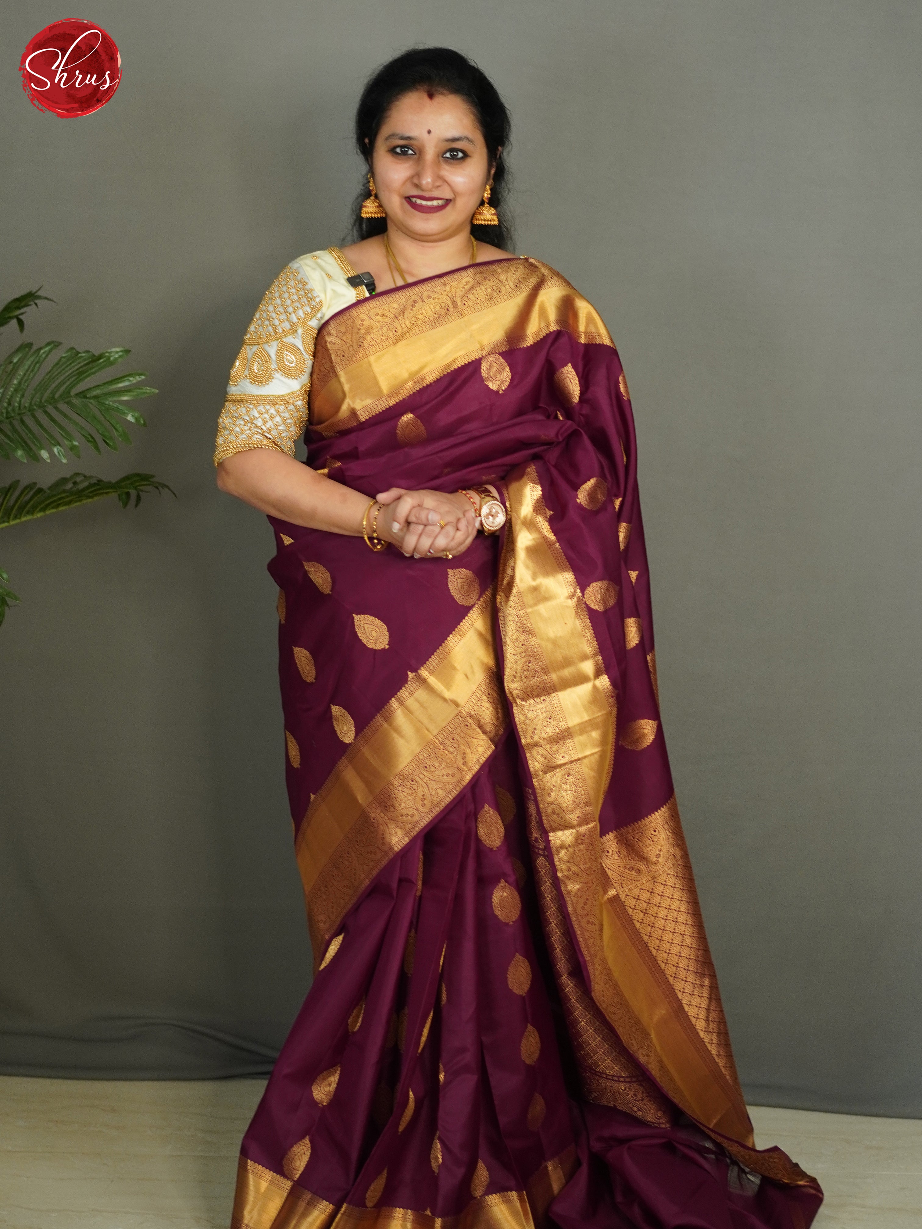 Maroon(Single Tone)- Kanchipuram silk - Shop on ShrusEternity.com