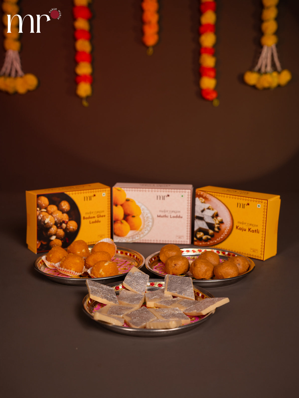 combo - Murukku,Nendram ,Badam Laddu,Mothi laddu & kaju Katli