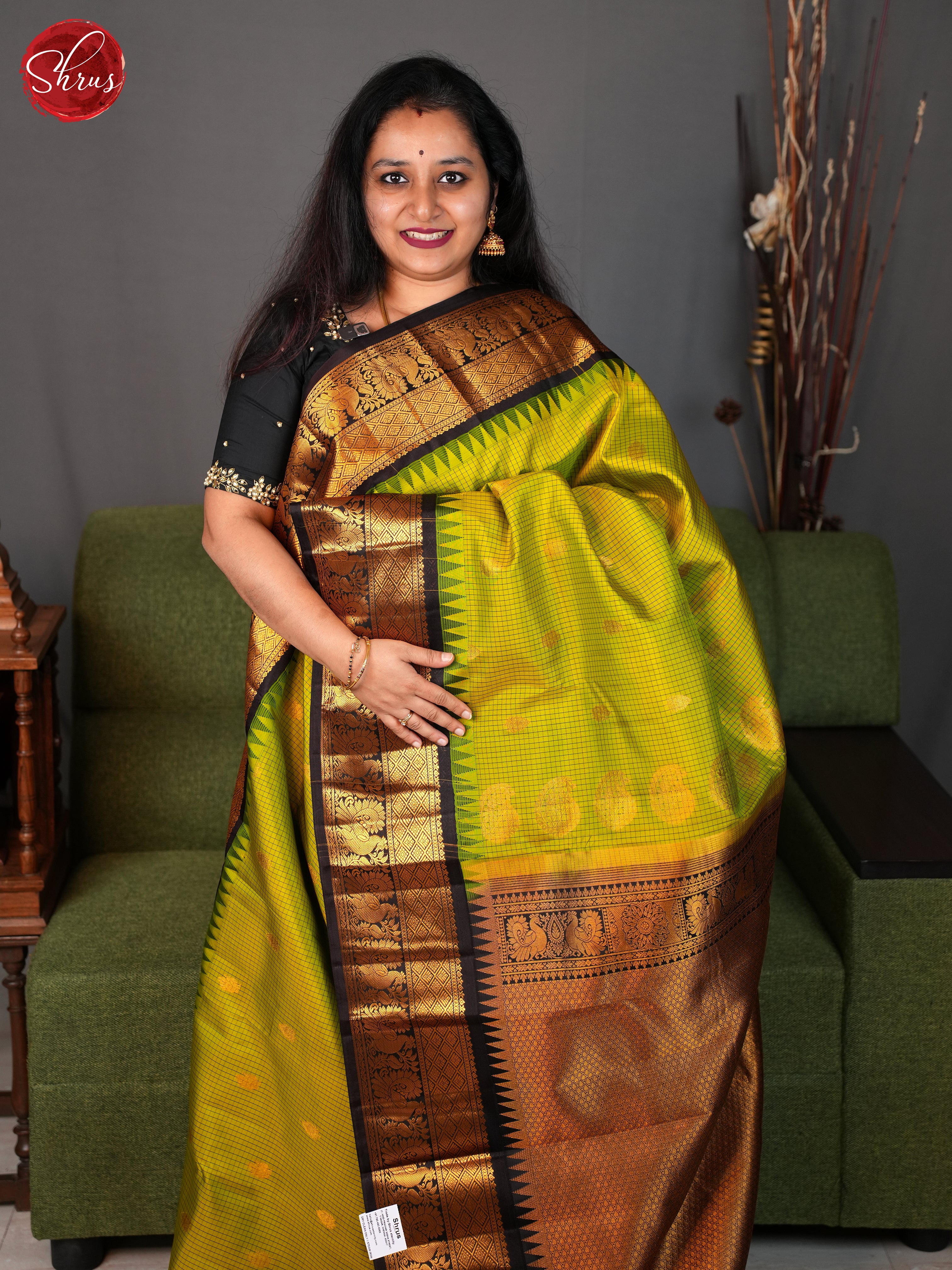 Green & Black - Gadwal silk Saree - Shop on ShrusEternity.com